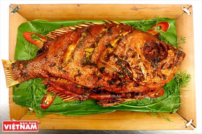 Thưởng thức cá Bã trầu nướng, một lần ăn để nhớ mãi