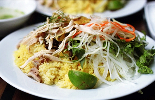 Cơm gà – Đặc sản Hội An