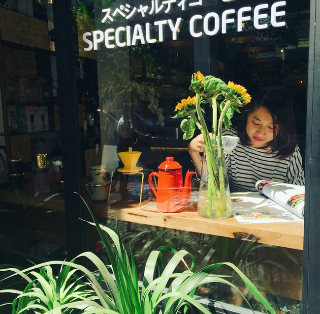 Update ngay danh sách những quán cafe đang được giới trẻ Sài Gòn check-in liên tục - Ảnh 12.