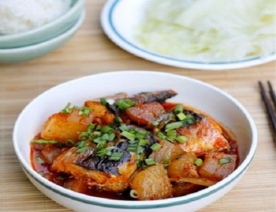 các món ăn đơn giản từ cá cá nục kho kiểu hàn